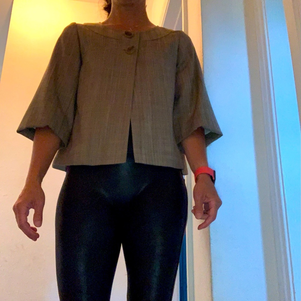 Cute blazer with 3/4 sleeves